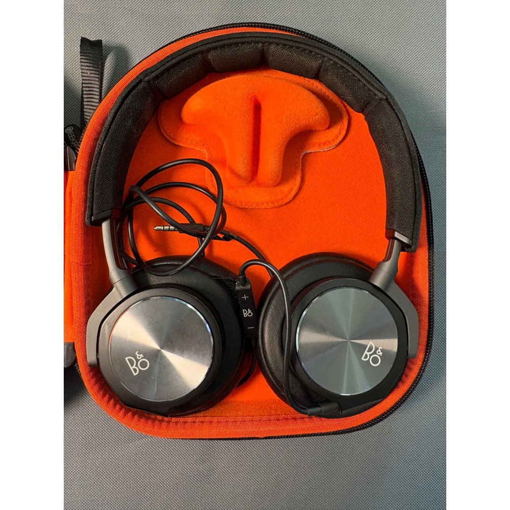 Bang & Olufsen Beoplay H6 Gen 2 Over Ear Wired Headphones Black Aluminum Case